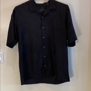 Tommy Bahama men’s Hawaiian Shirt